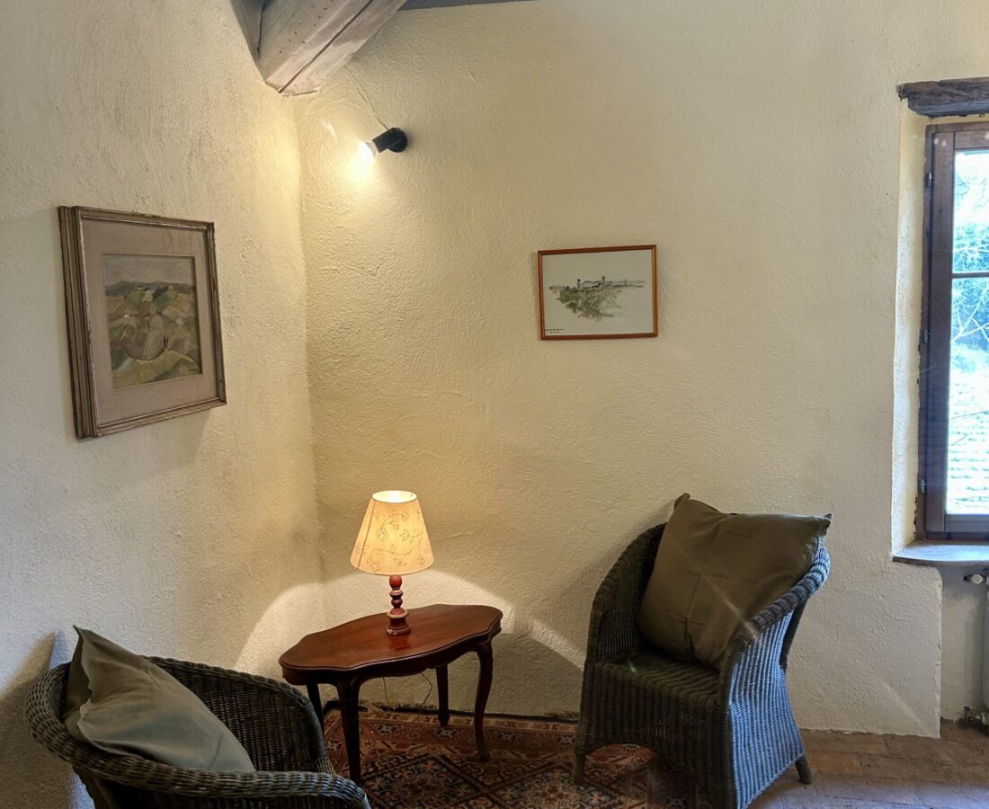 Apt7_Livingroom:Kitchen_1.3